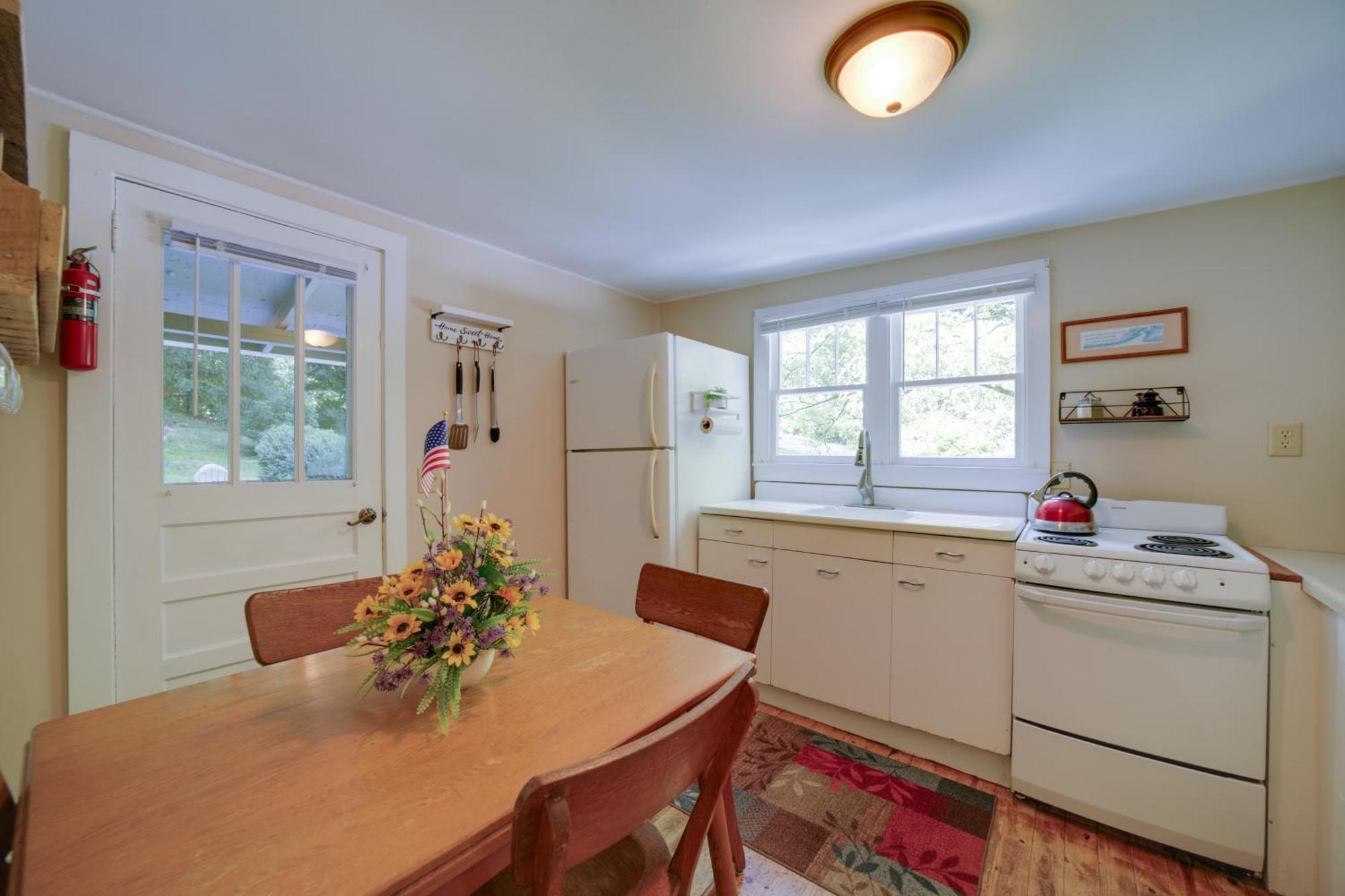 Bryson City Home With Private Fire Pit And Creek! エクステリア 写真