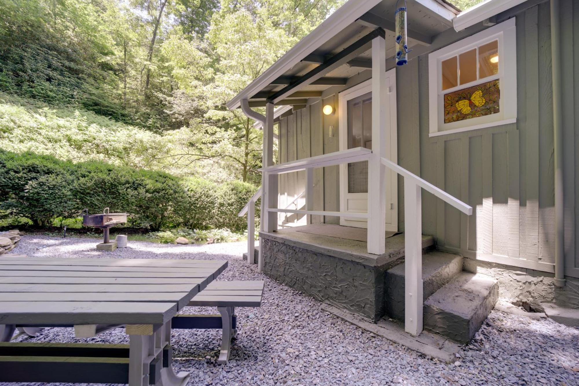 Bryson City Home With Private Fire Pit And Creek! エクステリア 写真