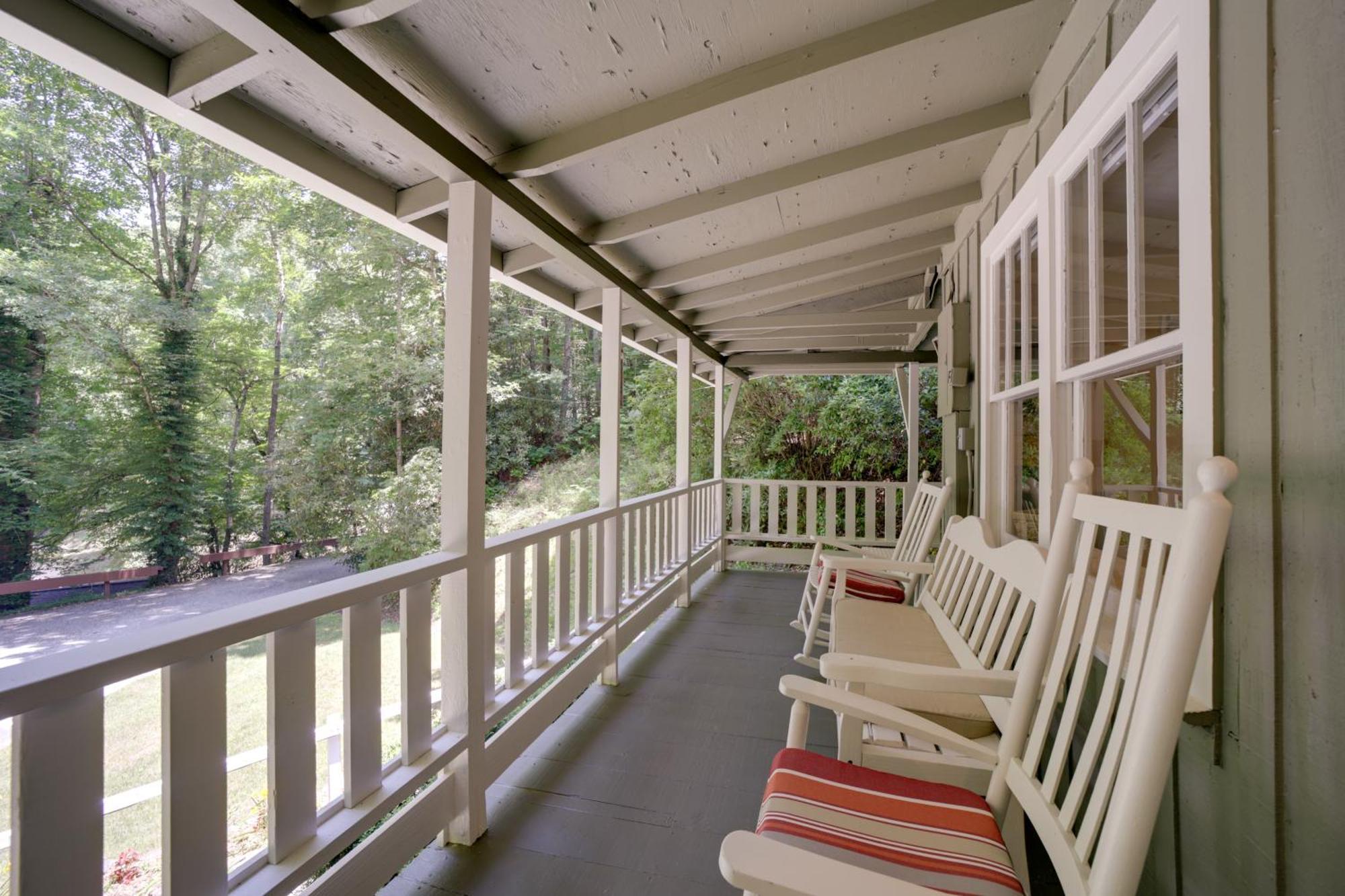 Bryson City Home With Private Fire Pit And Creek! エクステリア 写真